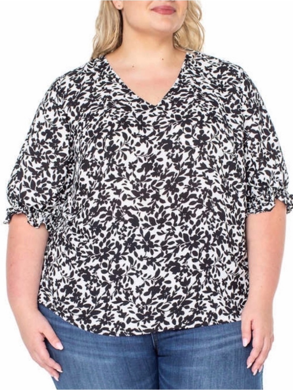 Well Worn Black & White V-Neck Top XXL